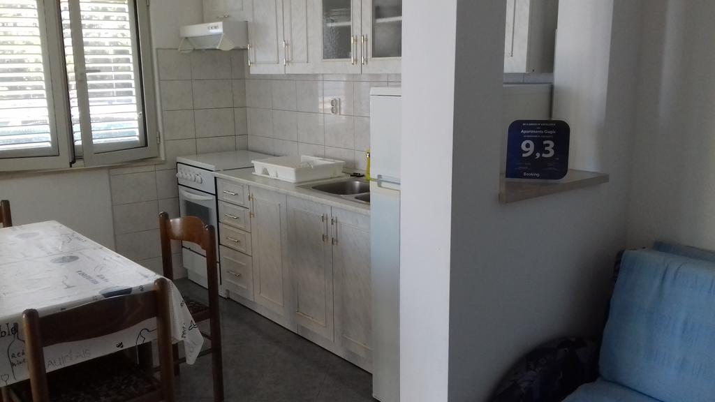 Apartments Gugic Prigradica Extérieur photo